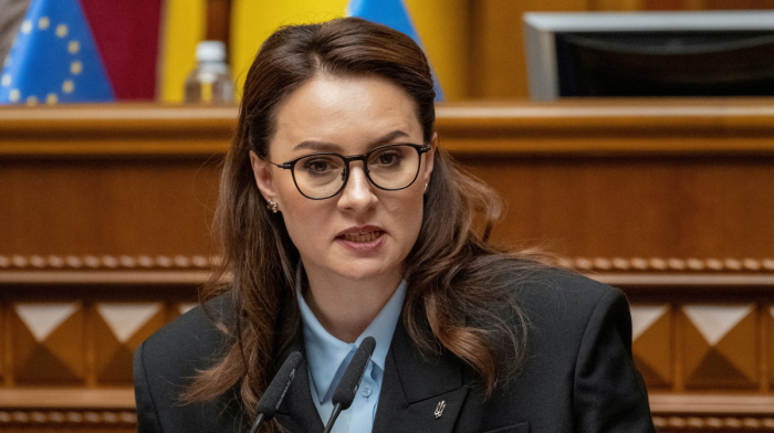 Zelenski baş naziri vəzifədən azad edib, Ukraynada yeni hökumət formalaşdırılır