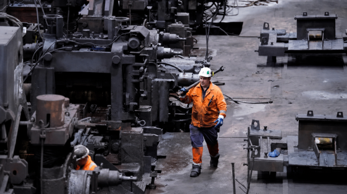 Çin “British Steel”in milliləşdirilməsini izlədiyini bildirib