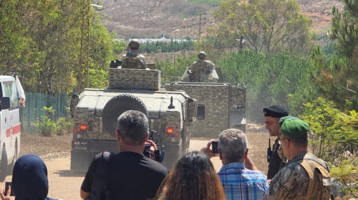 Livan əsgərləri İsrailin geri çəkildiyi şəhərdə patrul xidmətinə başlayıb
