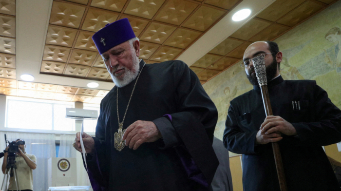 Katolikos II Qaregin Ermənistanda ilk məhkəmə iclasına çıxacaq