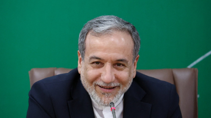İran: Hörmüz boğazı ilə bağlı razılaşma çox yaxındır, lakin ABŞ kompensasiya ödəməlidir