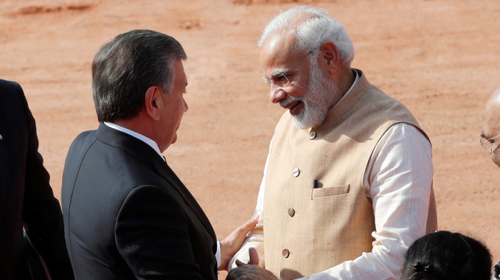 Modi ŞƏT sammitindən əvvəl Özbəkistana səfər edib
