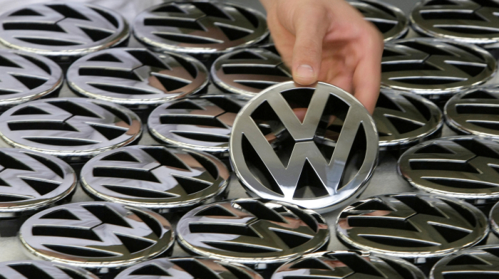 “Volkswagen” 2030-cu ilədək 100 min iş yerini ixtisar etməyi planlaşdırır