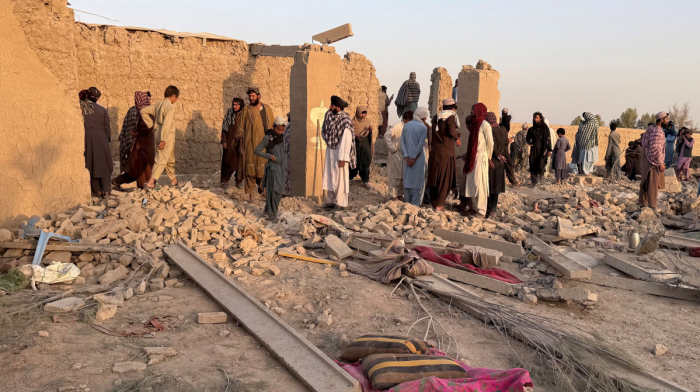 Pakistan Əfqanıstana endirilən zərbələr nəticəsində 22 silahlının öldürüldüyünü bildirir