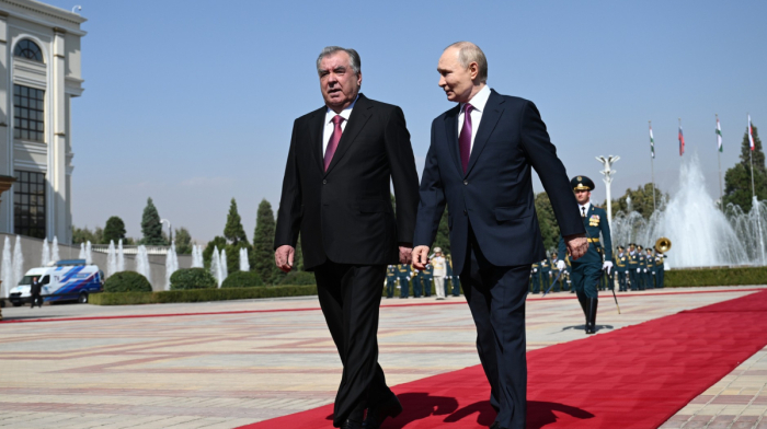 Tacikistan Putinlə bağlı mübahisədən sonra Beynəlxalq Cinayət Məhkəməsindən çıxmağa başlayıb