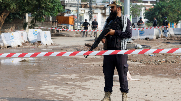 Pakistan İmran Xanın partiyasının idarə etdiyi vilayətdə fövqəladə vəziyyət elan edib