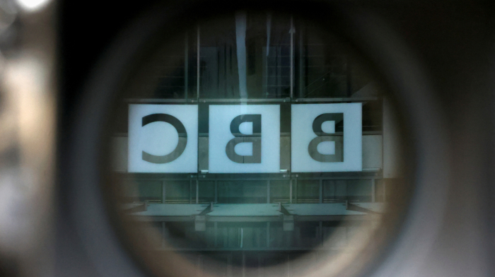 Əfqanıstan “qaydaları təkrarən pozduğuna” görə BBC-nin FM yayımını dayandırıb