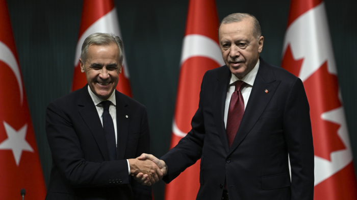 Kanada ilə Türkiyə ticarət və müdafiə əlaqələrini gücləndirir